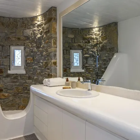 Alkioni Agios Lazaros Psarou (Mykonos)