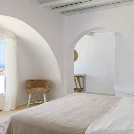 Alkioni Agios Lazaros * Mykonos Town