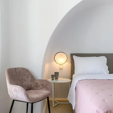 Alkioni Agios Lazaros Villa *