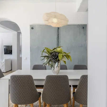 Alkioni Agios Lazaros ヴィラ