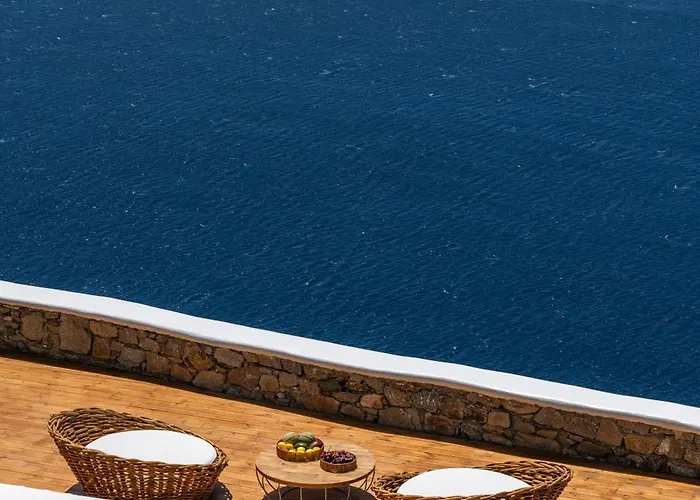 Alkioni Agios Lazaros Villa *